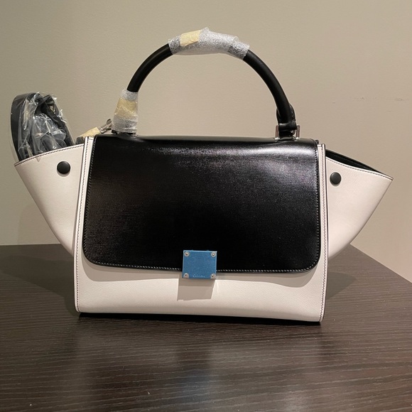 Brand new authentic Celine trapeze - Picture 6 of 6